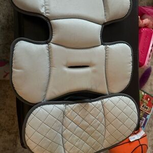 Chicco Keyfit 30 Infant Insert Pads For Car seat